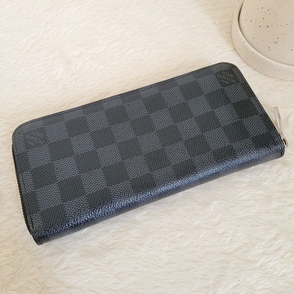 💕 Authentic Louis Vuitton Zippy Wallet Damier Graphite - Picture 3 of 16